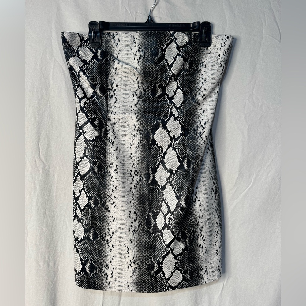 Re:named Rattlesnake Strapless Mini Dress (M)